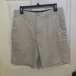 NAUTICA khaki shorts waist size 30